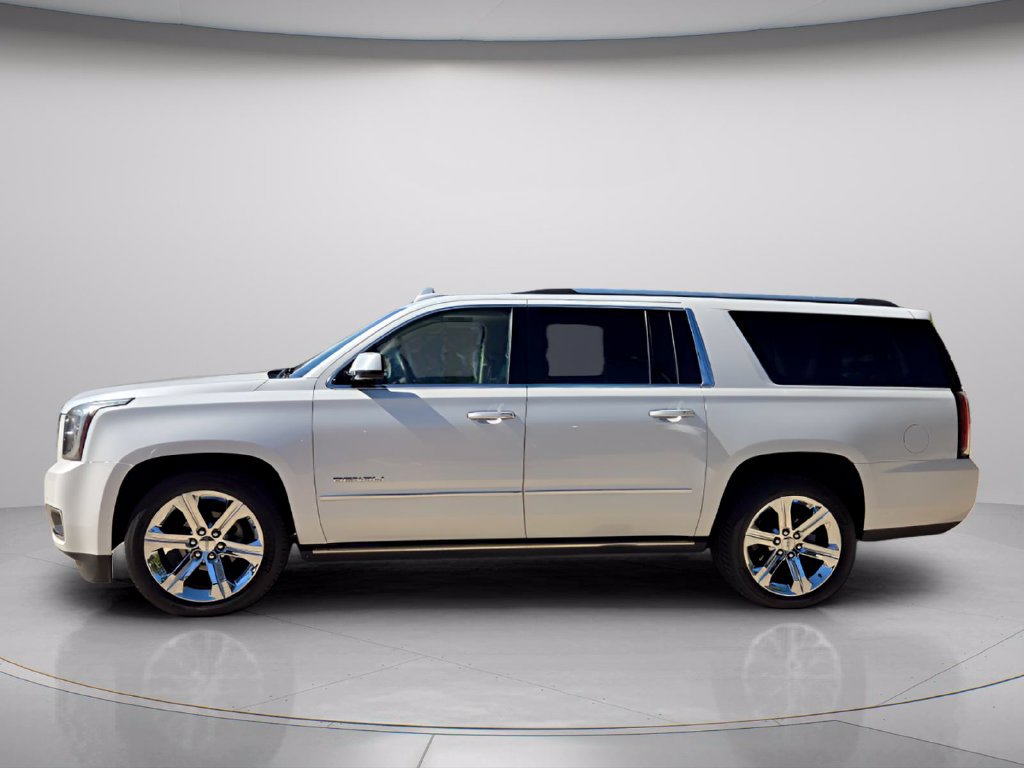 Used 2019 GMC Yukon XL Denali w/ Open Road Package RWD image 3