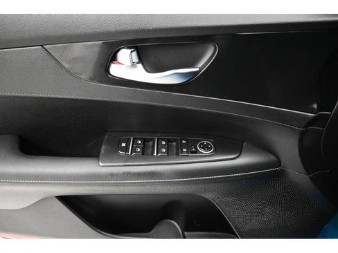 Certified 2023 Kia Forte GT-Line FWD image 10