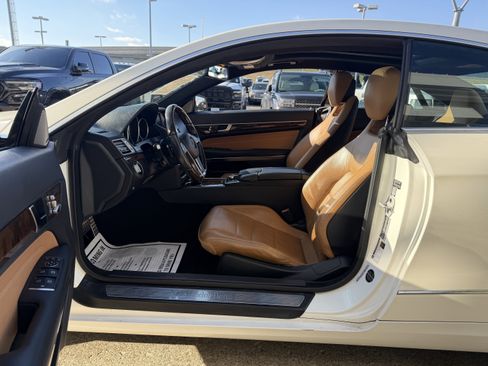 Used 2016 Mercedes-Benz E 400 Coupe image 24