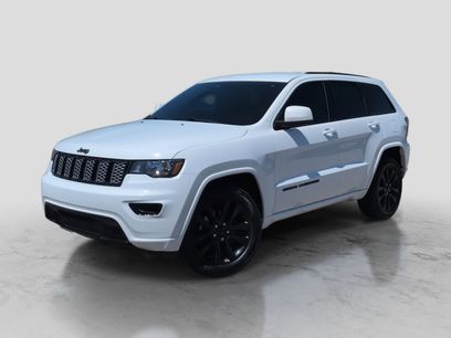Used 2020 Jeep Grand Cherokee Altitude