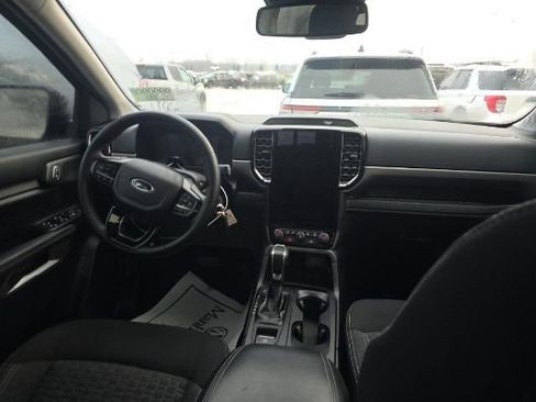 Used 2024 Ford Ranger XLT w/ FX4 Off-Road Package image 8