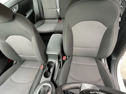 Used 2024 Kia Forte LXS w/ LXS Technology Package image 20