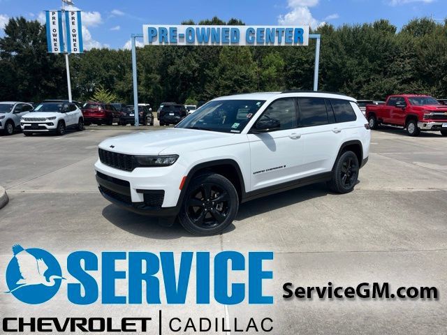 Used 2023 Jeep Grand Cherokee L Laredo RWD image 1
