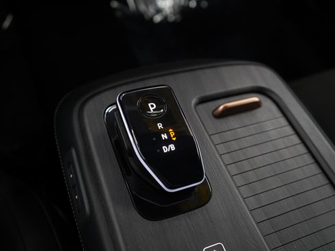 Used 2024 Nissan Ariya ENGAGE+ e-4ORCE image 23