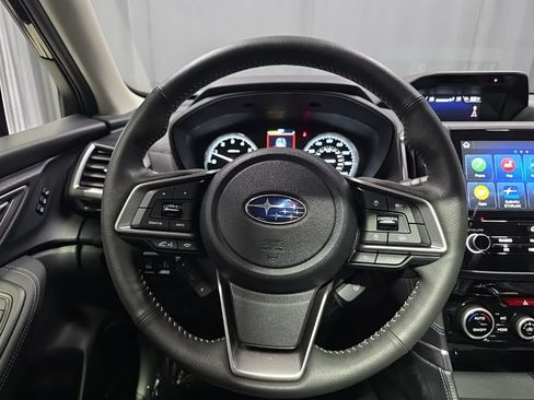 Used 2023 Subaru Forester Touring AWD/4WD image 13