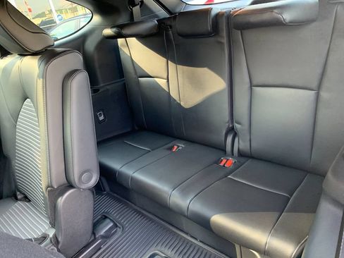 Used 2026 Toyota Highlander XSE AWD/4WD image 17