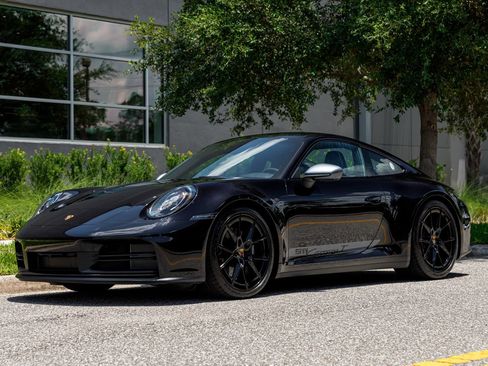 Used 2026 Porsche 911 Carrera T RWD image 20