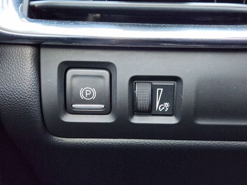 Used 2023 Cadillac XT4 Sport w/ Cold Weather Package image 25