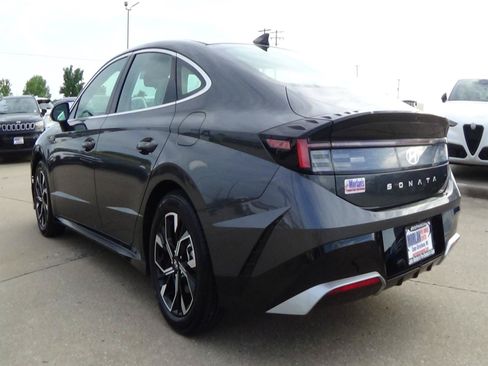 Used 2025 Hyundai Sonata SEL FWD image 8