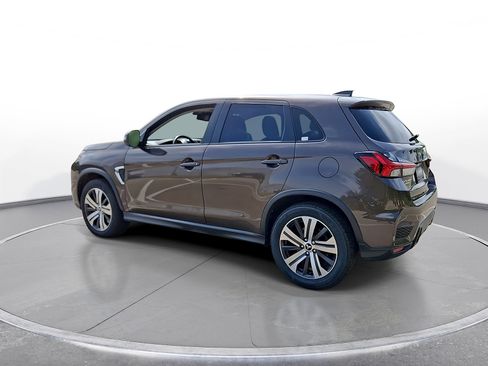 Used 2023 Mitsubishi Outlander Sport SE AWD/4WD image 5