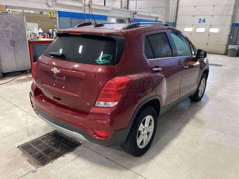 Used 2018 Chevrolet Trax LT w/ LT Convenience Package AWD/4WD image 7