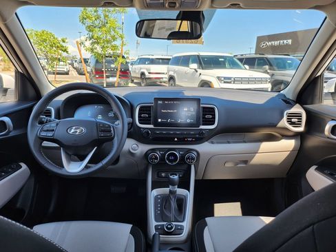 New 2026 Hyundai Venue SEL FWD image 15