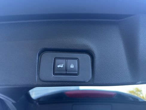 Certified 2023 Nissan Rogue SL image 23