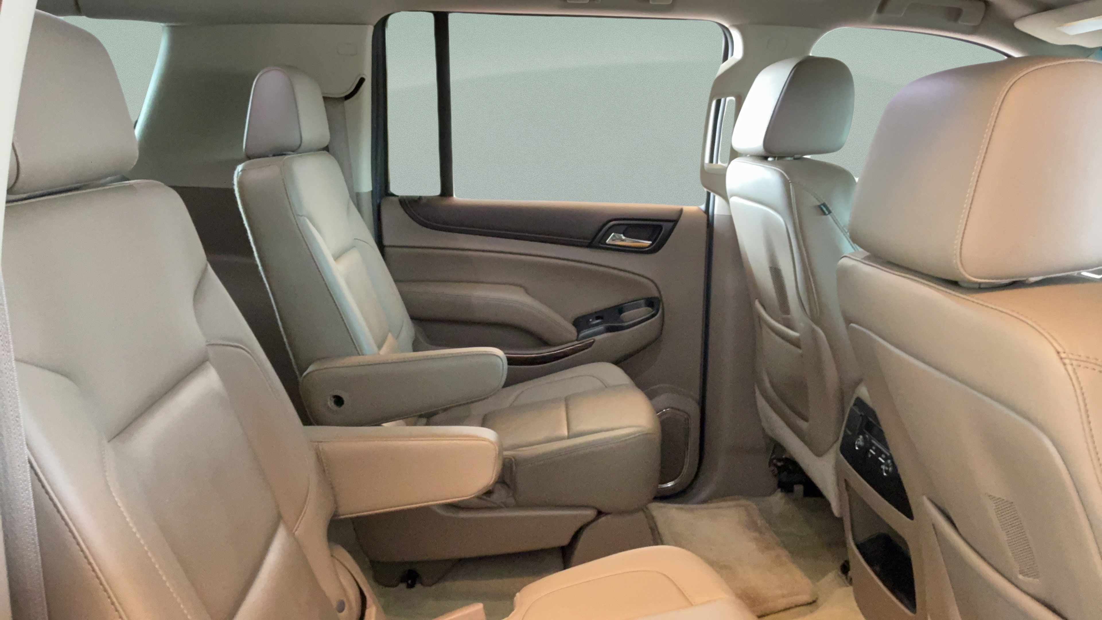 Used 2015 GMC Yukon XL SLT w/ HD Trailering Package RWD image 36