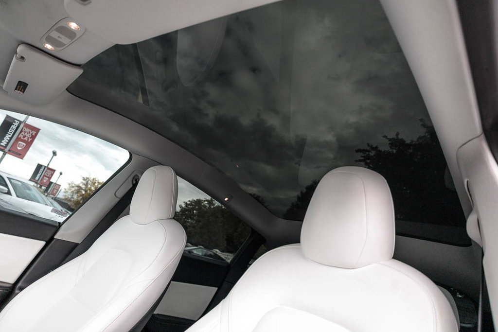 Used 2022 Tesla Model Y Performance AWD/4WD image 4