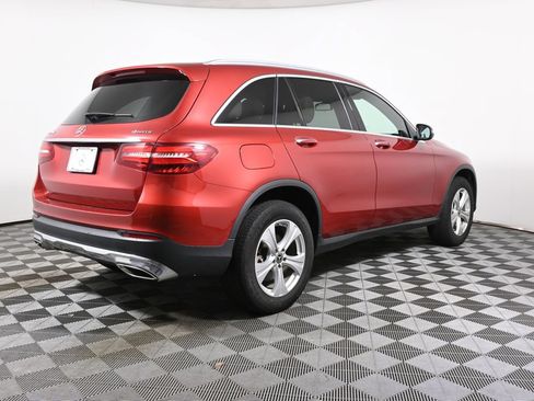 Used 2018 Mercedes-Benz GLC 300 4MATIC image 7