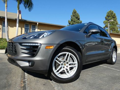 Used 2018 Porsche Macan Sport Edition image 15