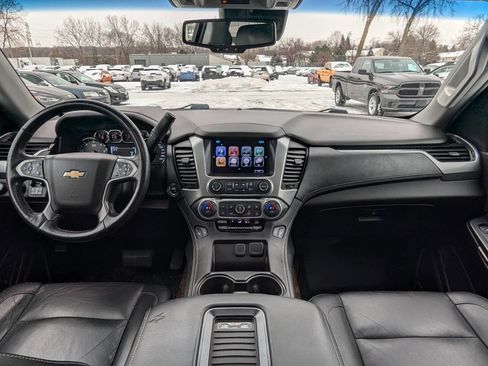 Used 2017 Chevrolet Tahoe LT image 2