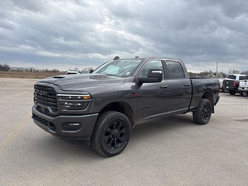 Used 2025 RAM 2500 Laramie w/ Night Edition image 7