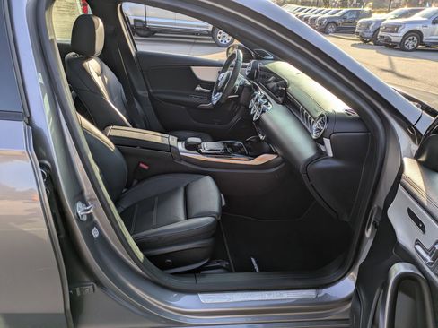 Used 2021 Mercedes-Benz A 35 AMG AMG A 35 image 38