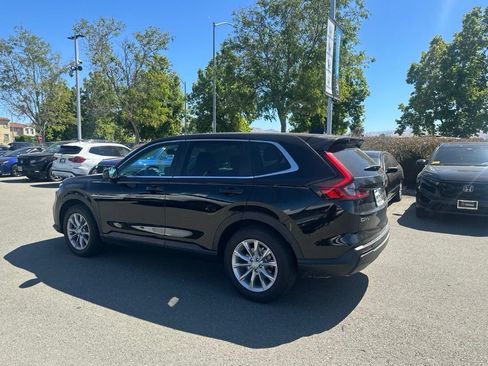 Used 2025 Honda CR-V EX-L image 4