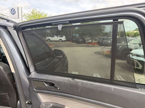 Certified 2023 Volkswagen Atlas SE w/ Panoramic Sunroof Package image 21