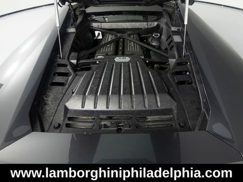 Used 2015 Lamborghini Huracan LP 610-4 AWD/4WD image 50