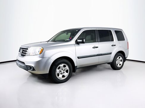 Used 2014 Honda Pilot LX image 4