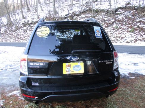 Used 2011 Subaru Forester 2.5X Premium image 8