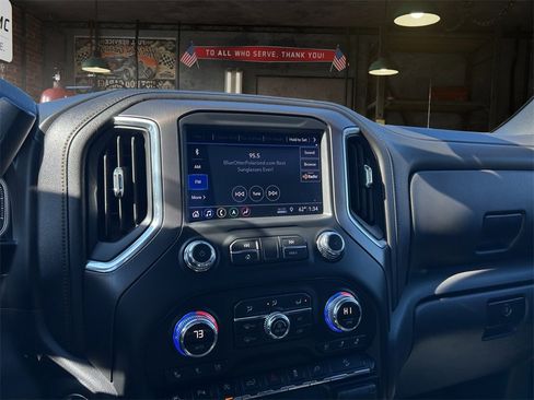 Used 2019 GMC Sierra 1500 AT4 w/ AT4 Premium Package image 24