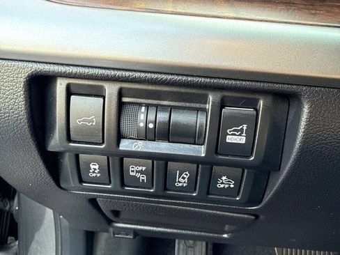 Used 2019 Subaru Outback 2.5i Limited w/ Protection Package #1 AWD/4WD image 17