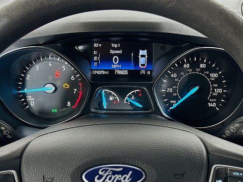Used 2018 Ford Escape SE FWD image 13