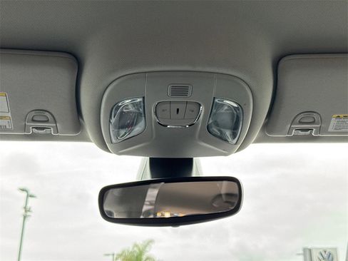 Used 2021 Jeep Compass Latitude image 25