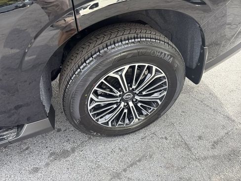 New 2026 Nissan Armada Platinum AWD/4WD image 21