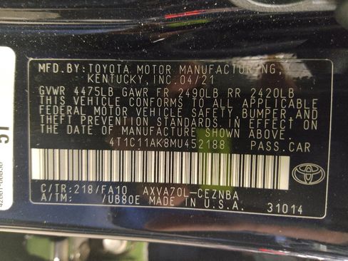 Used 2021 Toyota Camry LE image 33