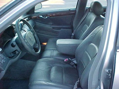 Used 2005 Cadillac De Ville FWD image 11