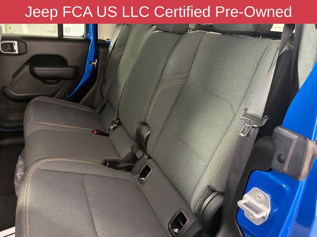 Used 2025 Jeep Gladiator Sport AWD/4WD image 27