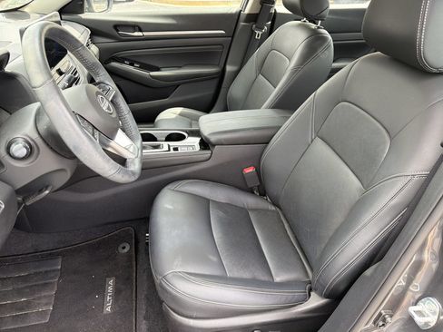 Used 2023 Nissan Altima 2.5 SL FWD image 14