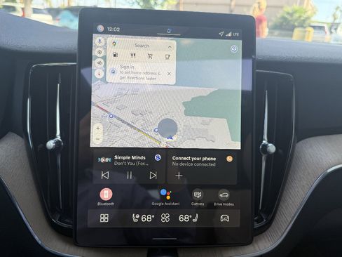 New 2026 Volvo XC60 B5 Plus w/ Protection Package image 18