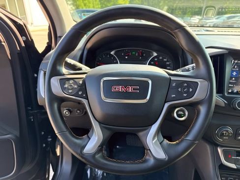 Used 2024 GMC Terrain AT4 AWD/4WD image 22