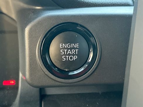 Used 2025 Toyota Tacoma SR5 RWD image 19