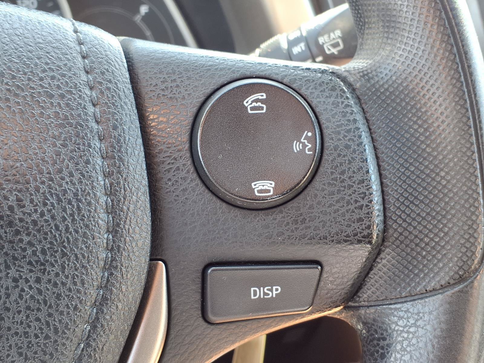 Used 2013 Toyota RAV4 XLE AWD/4WD image 29