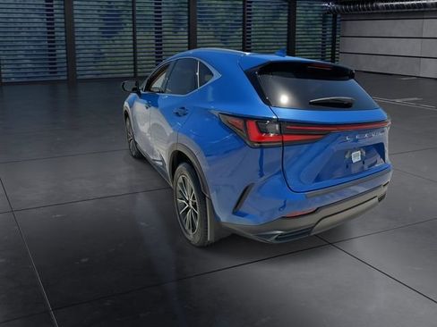 Certified 2025 Lexus NX 250 FWD w/ Accessory Package (K3) image 6