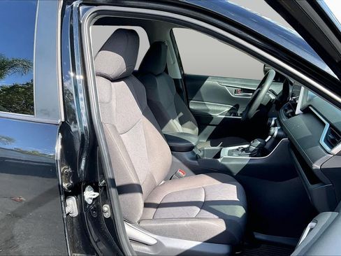 Certified 2025 Toyota RAV4 XLE AWD/4WD image 8