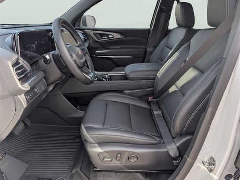 New 2026 Chevrolet Traverse RS FWD image 29