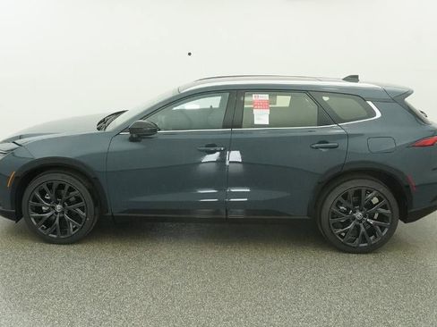 New 2026 Toyota Crown Signia Limited image 3