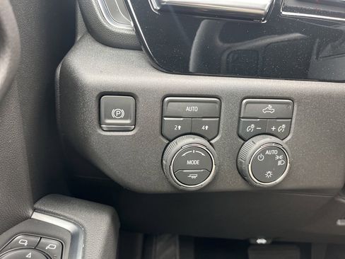 New 2026 Chevrolet Silverado 1500 LT image 18