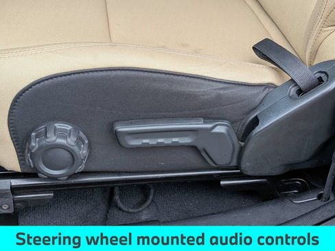 Used 2018 Jeep Wrangler Sport AWD/4WD image 18