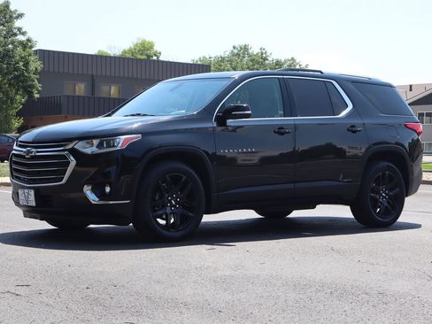 Used 2018 Chevrolet Traverse LT AWD/4WD image 11