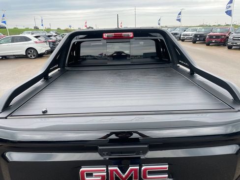 Used 2024 GMC Canyon Elevation w/ Elevation Premium Package AWD/4WD image 28